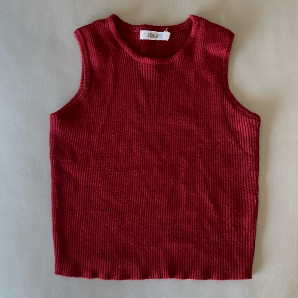 Knitted burgundy crop top